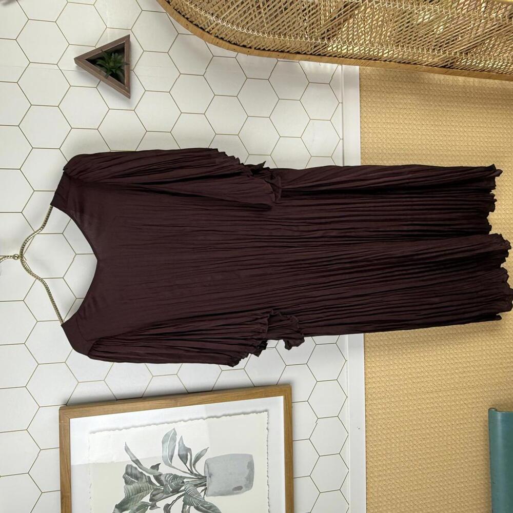 Vince Pleated V-Neck Satin Burgundy Knee Length Dress - Size - Large - Picture 5 of 7